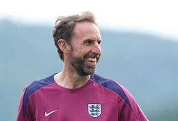Gareth Southgate chỉ thay đổi một cầu thủ trước Slovakia