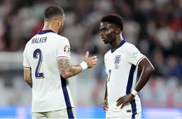 Kyle Walker là lý do khiến Bukayo Saka gây thất vọng