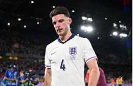 Emmanuel Petit bị sốc vì Declan Rice