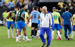 HLV Dorival Junior nhận trách nhiệm sau khi ĐT Brazil bị loại