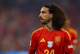 Marc Cucurella bị la ó dữ dội ở trận bán kết với Pháp