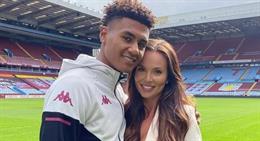 Nhan sắc nửa kia của Ollie Watkins