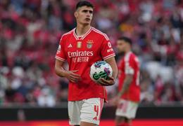 MU chuyển hướng sang trung vệ khủng của Benfica