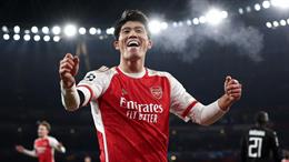 Arsenal cân nhắc bán Takehiro Tomiyasu