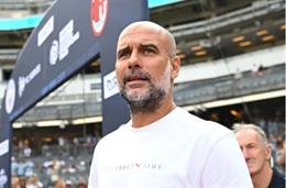 Pep Guardiola chơi lớn, bỏ ra hơn 22 tỷ để tri ân nhân viên Man City