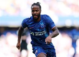 Không có đội bóng lớn nào ở EPL muốn ký hợp đồng với Raheem Sterling