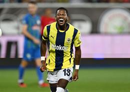 Tiền vệ Fred ghi hattrick trong ngày Fenerbahce đại thắng