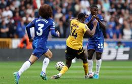 Sao Wolves triệt hạ Moises Caicedo, 1 tuần sau khi bóp cổ Kai Havertz