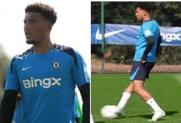 NHM Chelsea phấn khích, gọi Jadon Sancho là Ronaldinho mới