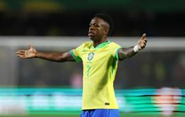 Vinicius Jr xin lỗi người hâm mộ sau trận thua của ĐT Brazil