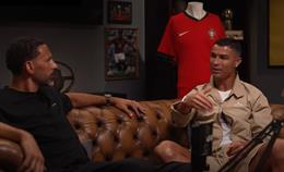 VIDEO: Cristiano Ronaldo chỉ ra 4 cầu thủ có khả năng giành Quả bóng vàng