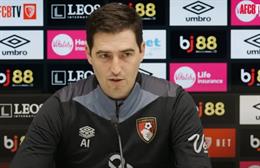 HLV Bournemouth thừa nhận gặp khó vì Chelsea có quá nhiều cầu thủ tấn công