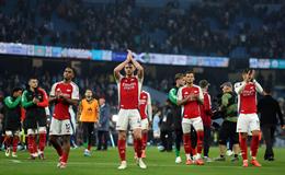 Roy Keane: Arsenal là đội bóng nhỏ với tư duy nhược tiểu