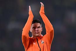 Arsenal và Tottenham tranh giành Georgiy Sudakov