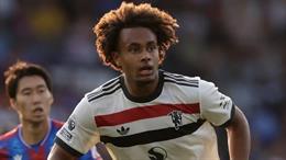 "Joshua Zirkzee quá chậm chạp để thi đấu ở Premier League"