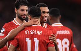 "Trent Alexander-Arnold sẽ phải cạnh tranh với Mo Salah"