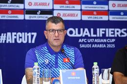 HLV Cristiano Roland trở lại dẫn dắt U17 Việt Nam