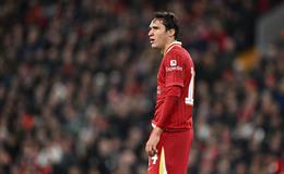 Arne Slot thừa nhận Liverpool gặp khó với Federico Chiesa