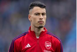 Gabriel Martinelli chỉ cầu thủ nhanh nhất tại Arsenal