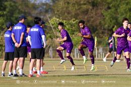 Trung vệ Việt Nam có niềm tin tâm linh tại ASEAN Cup