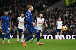 VIDEO: Cole Palmer tiết lộ lí do đá penalty kiểu panenka trước Tottenham