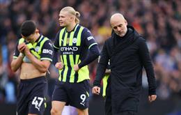 Pep Guardiola bắt cầu thủ Man City ngủ lại sân tập