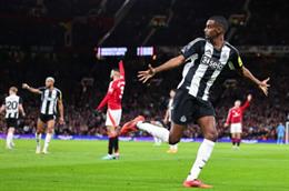 Alexander Isak lên tiếng về mức giá 150 triệu bảng mà Newcastle đưa ra