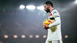 Bruno Fernandes không hài lòng với trận hòa Liverpool