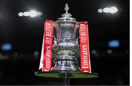 Bốc thăm vòng 4 FA Cup: Van Nistelrooy gặp lại MU