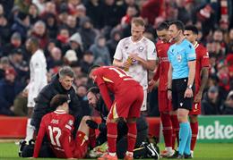 Sao Liverpool dính chấn thương ở trận đấu với Lille