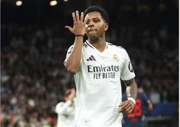 Ngôi sao đầu tiên rời Real Madrid