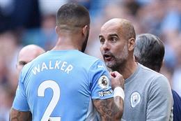 Walker không hài lòng với HLV Pep Guardiola