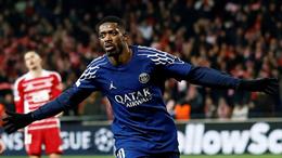 Dembele gây bất ngờ khi dẫn đầu danh sách bình chọn Quả bóng vàng