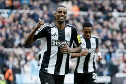 Isak thiết lập kỉ lục, vượt qua thành tích của Ronaldo và Harry Kane