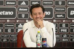 Tomas Rosicky xác nhận được Arsenal nhắm thay Edu