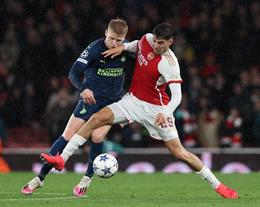 Dự đoán phạt góc trận đấu PSV vs Arsenal (3h00 ngày 5/3)