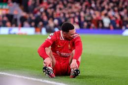 Alexander-Arnold lỡ chung kết Carabao Cup, nguy cơ nghỉ hết mùa