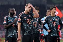 Harry Kane thúc giục Bayern đứng dậy sau trận hòa thất vọng