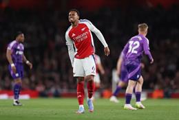 Arsenal trả giá cực đắt sau chiến thắng trước Fulham