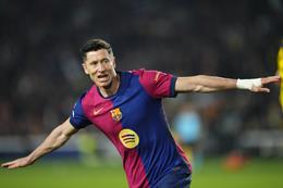 Robert Lewandowski: Vẫn tiến hóa ở tuổi 36!