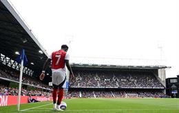 Khi Arsenal làm mới “vũ khí” phạt góc