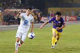 Hậu vệ CLB Nam Định đi vào lịch sử V.League với 6 lần vô địch