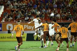 Đua trụ hạng V.League 2024/25: Căng thẳng ở vị trí áp chót