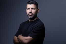 Sergio Aguero: "Bố chưa bao giờ khen tôi chơi tốt, và chính điều đó giúp tôi có ngày hôm nay"