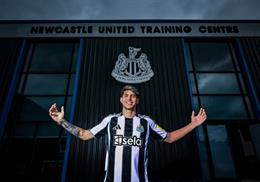 Vượt mặt Real và Barca, Newcastle đón thần đồng người TBN