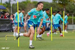 Antony hạnh phúc khi được Ancelotti gọi trở lại ĐT Brazil