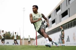 Rodrygo quyết định tương lai sau cuộc gặp với Xabi Alonso