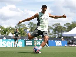 Alexander-Arnold thừa nhận rất hạnh phúc tại Real Madrid
