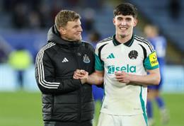 Tino Livramento có câu trả lời cho Man City