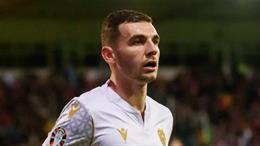 Man United để mắt đến "nhạc trưởng" tuyển Armenia
